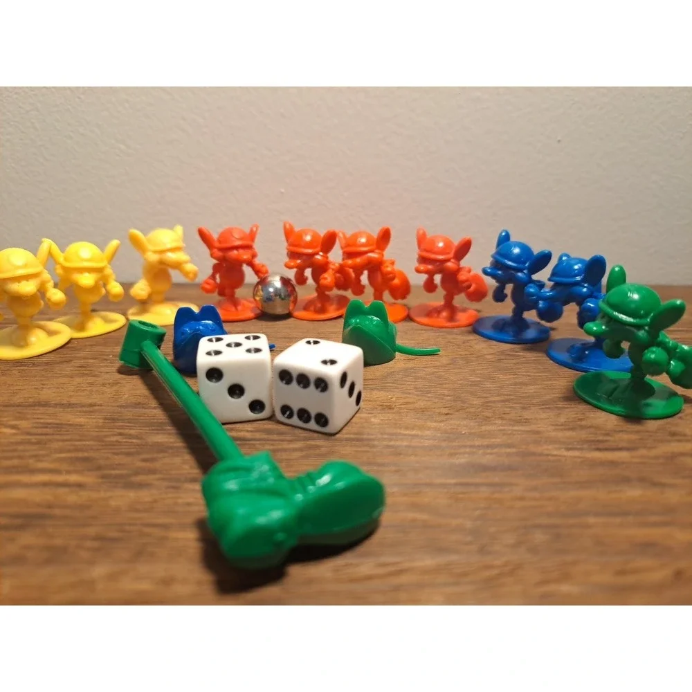 Milton Bradley Mouse Trap Mice Tokens & Die, Ball,Green Boot Replacement Parts